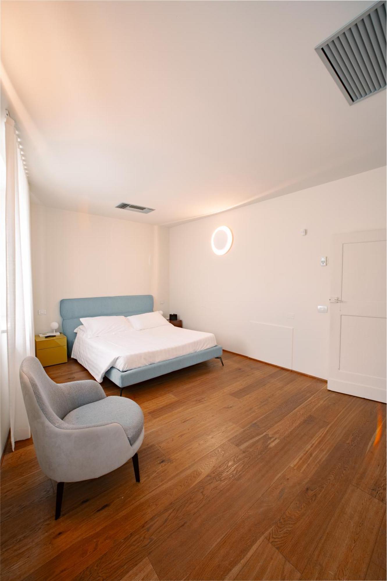 - Urban Retreat *