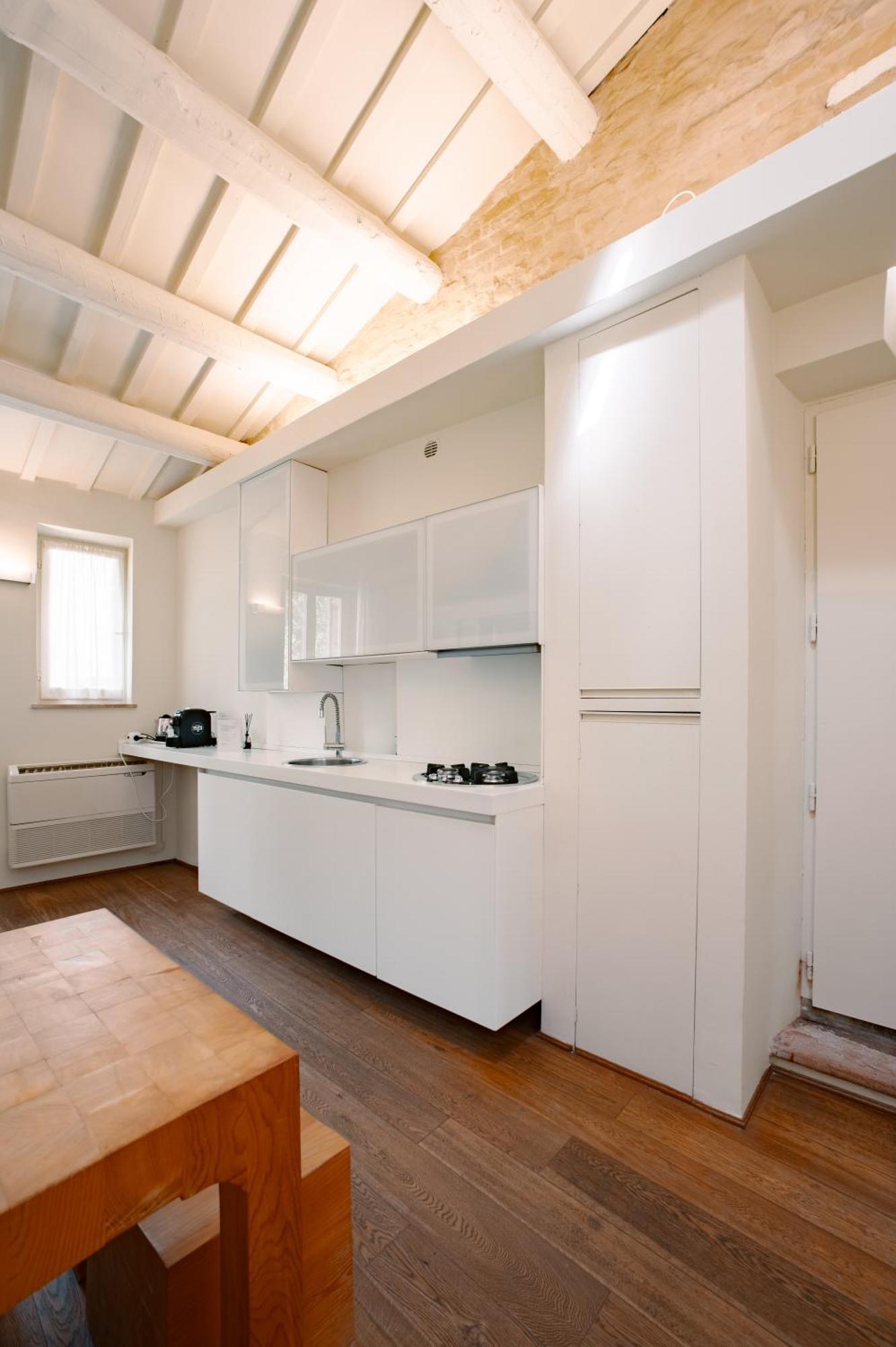 Apartment - Urban Retreat *